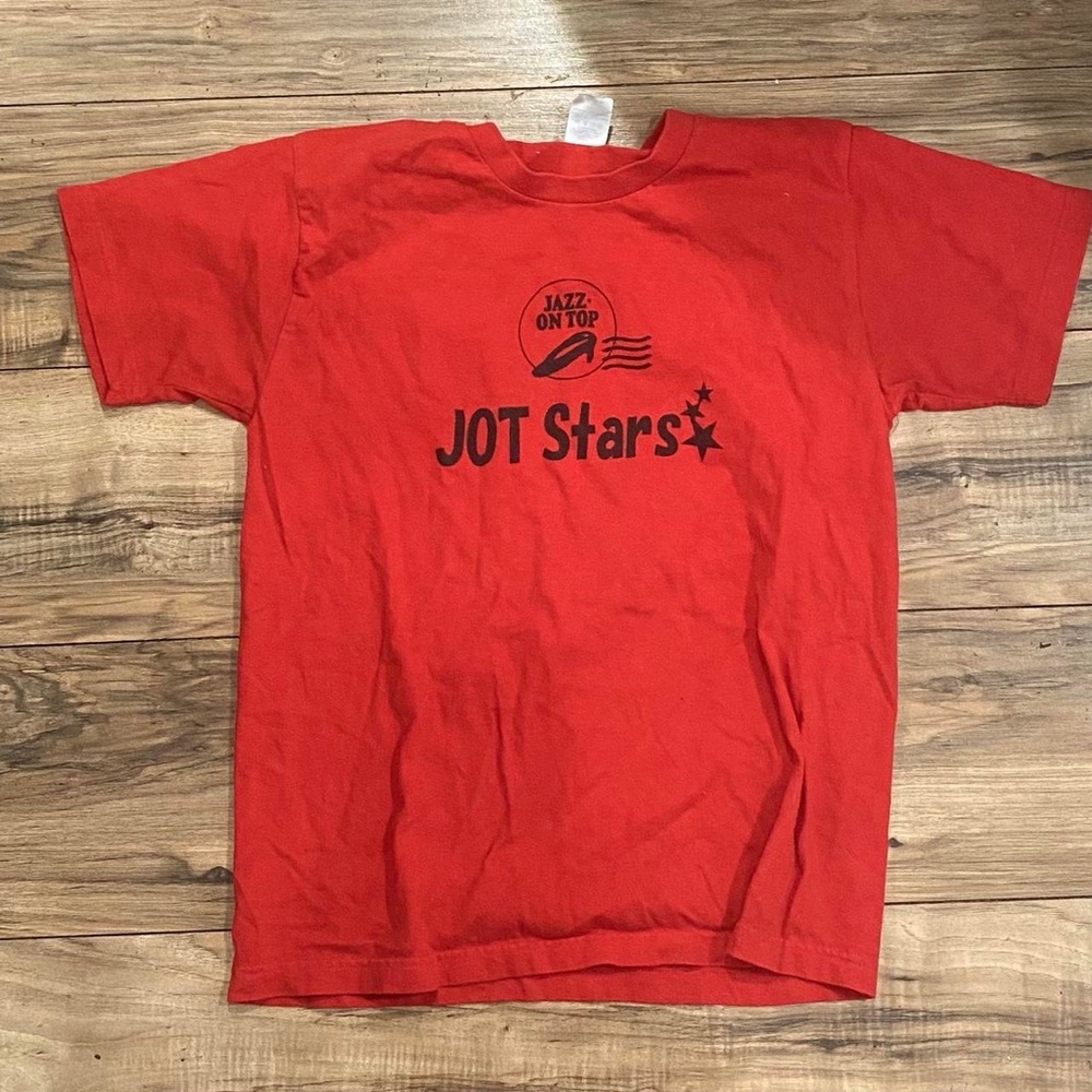 red graphic tee